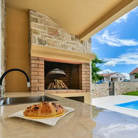 Luxury Stone Banovi With Heated Pool