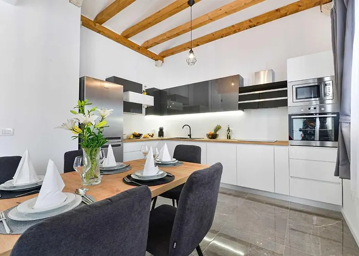 Villa Luxury Stone Banovi With Heated Pool