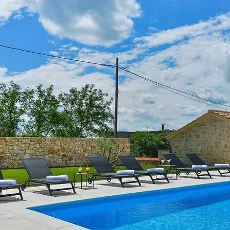Villa Luxury Stone Banovi With Heated Pool