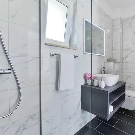 Villa Luxury Stone Banovi With Heated Pool Vinjerac