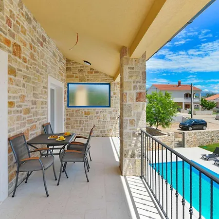 Luxury Stone Banovi With Heated Pool Villa Vinjerac