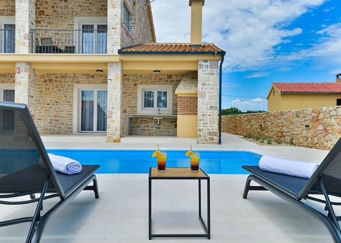 Luxury Stone Banovi With Heated Pool * Vinjerac
