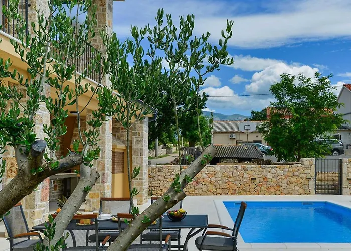 Luxury Stone Banovi With Heated Pool Villa *