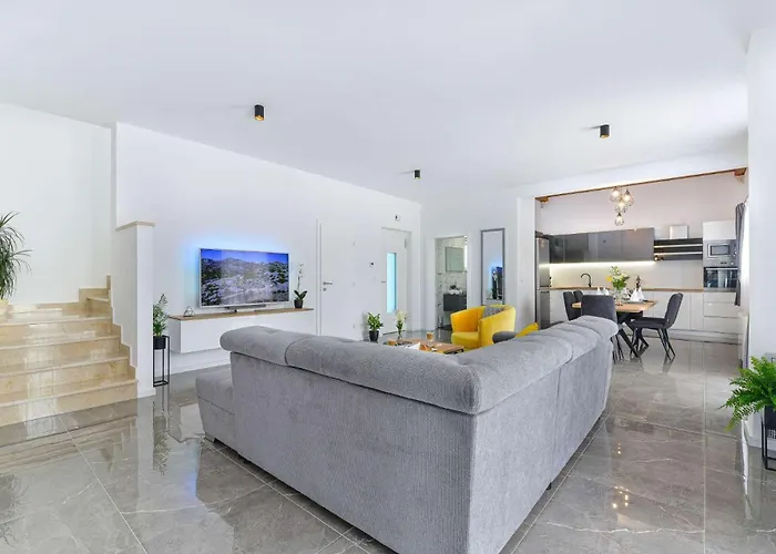 Luxury Stone Banovi With Heated Pool Villa